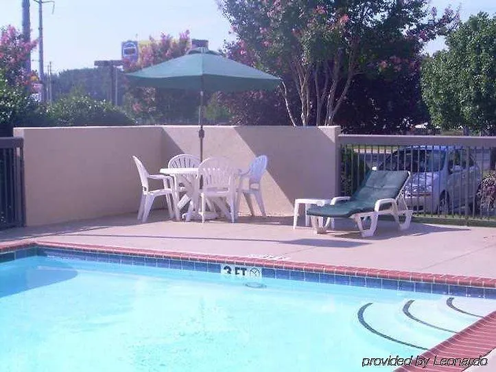 Sleep Inn & Suites Memphis 2*,